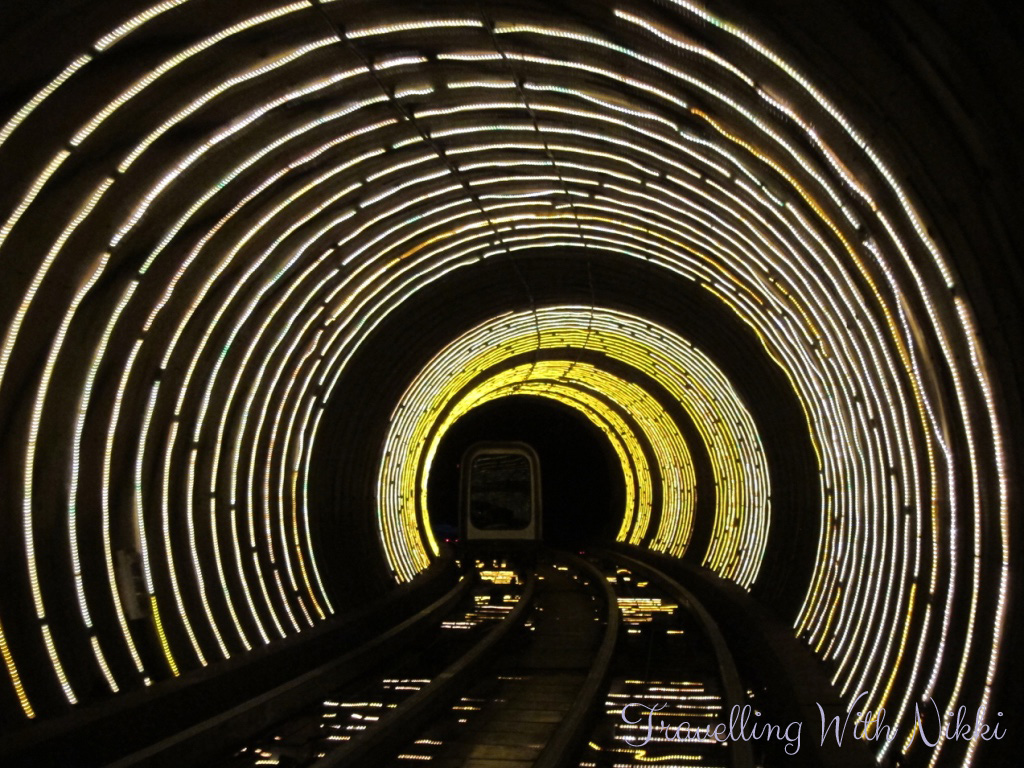 BundSightseeingTunnelShanghai10