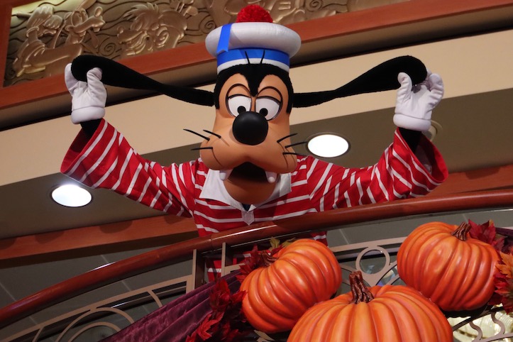 Disney Dream Double Dip Halloween on the High Seas Bahamas Cruise: Day One – Miami