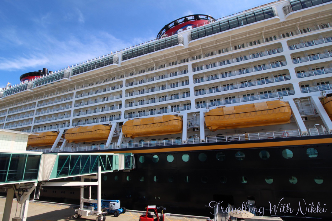 disneydreamhalloweenonthehighseasdayoneportcanaveral26