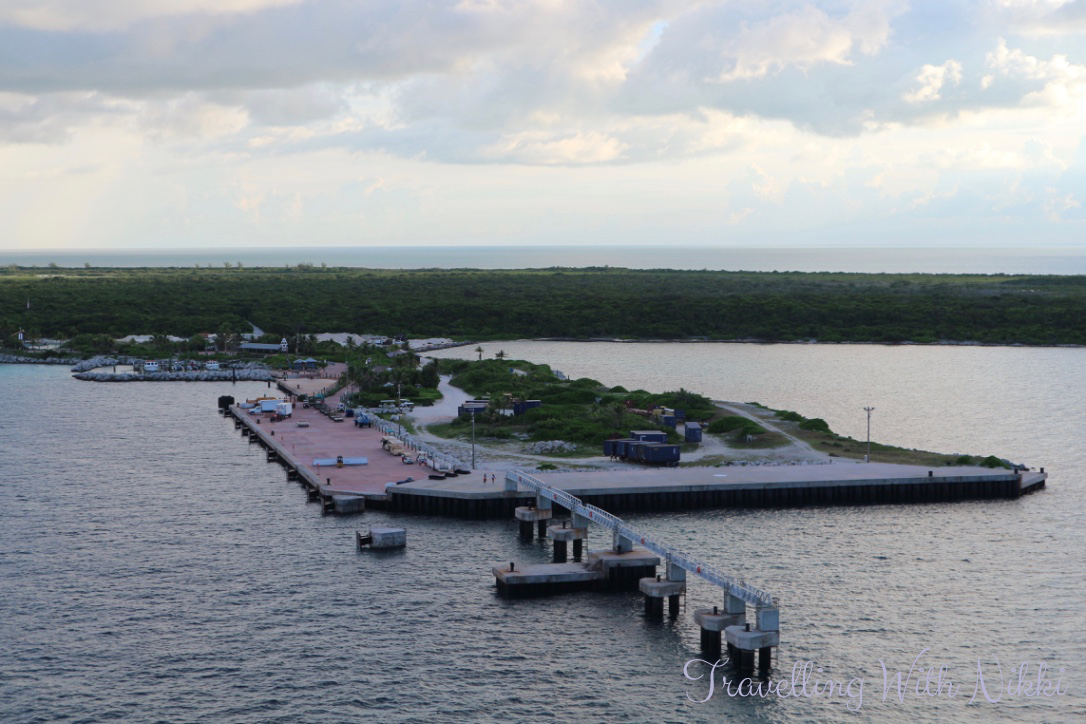 disneydreamhalloweenonthehighseasdaythreecastawaycay2