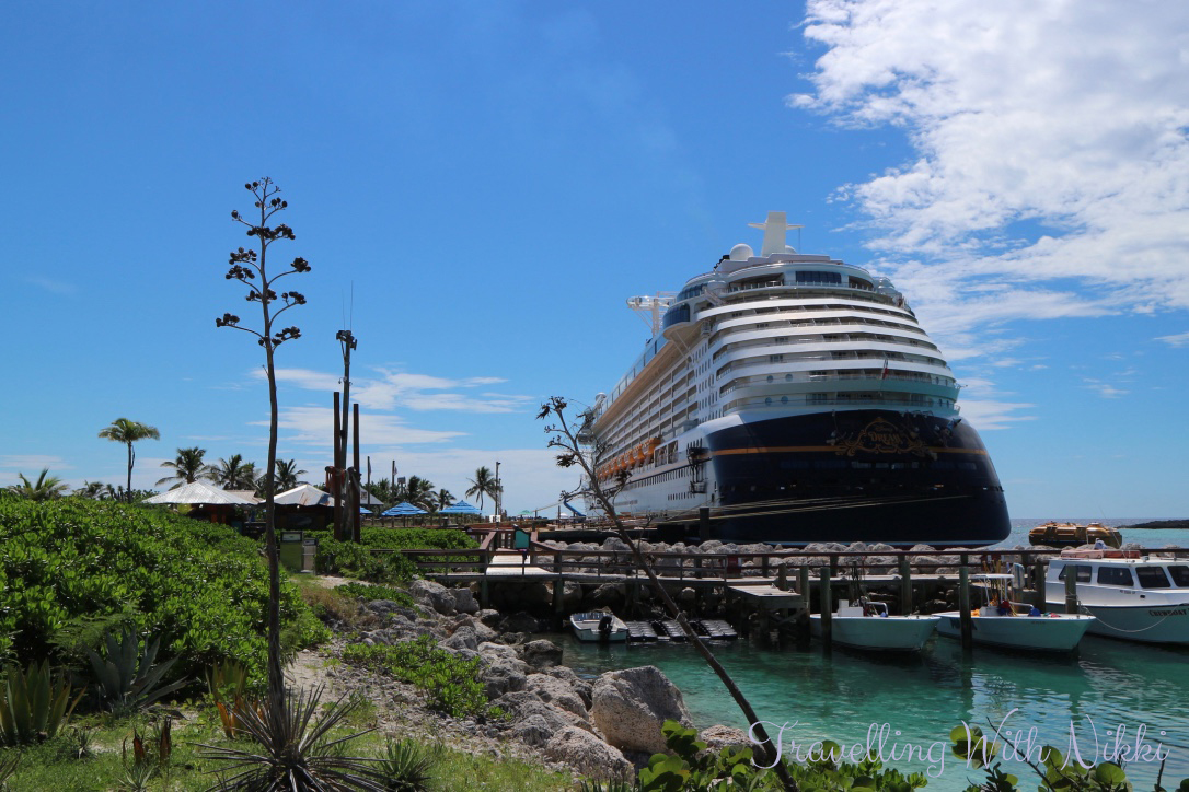 disneydreamhalloweenonthehighseasdaythreecastawaycay36