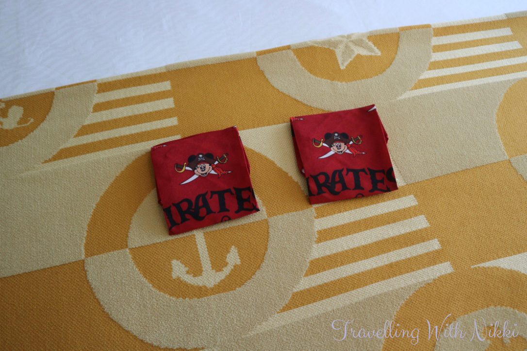 disneydreamhalloweenonthehighseasdaythreecastawaycay40