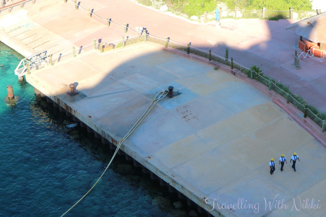 disneydreamhalloweenonthehighseasdaythreecastawaycay45