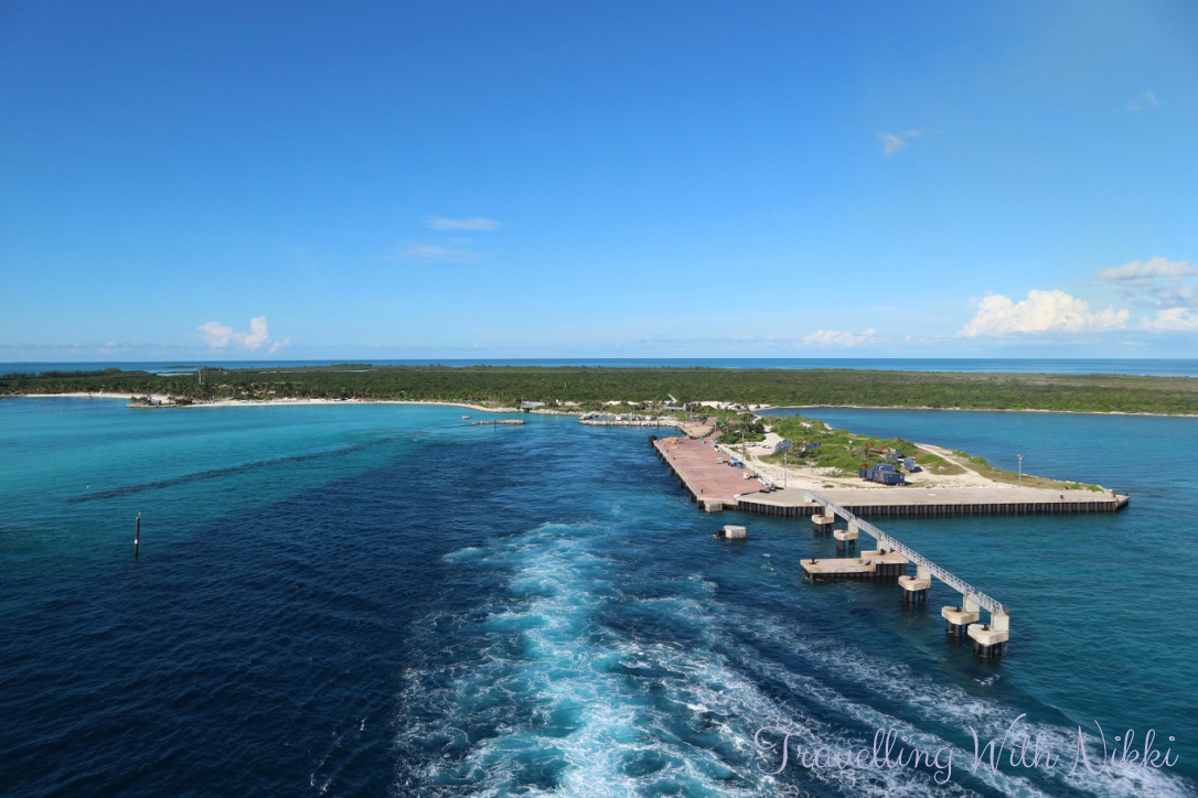 disneydreamhalloweenonthehighseasdaythreecastawaycay47