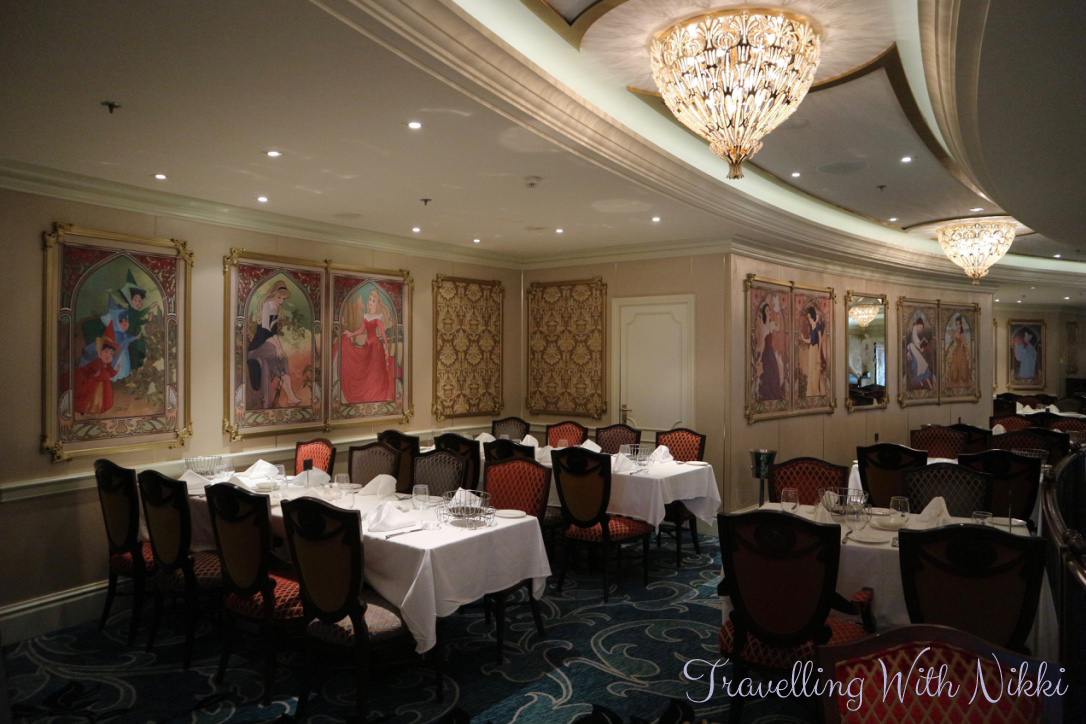 disneydreamhalloweenonthehighseasdaythreecastawaycay5