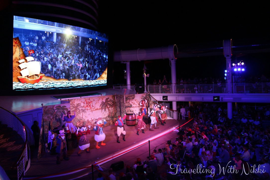 disneydreamhalloweenonthehighseasdaythreecastawaycay66