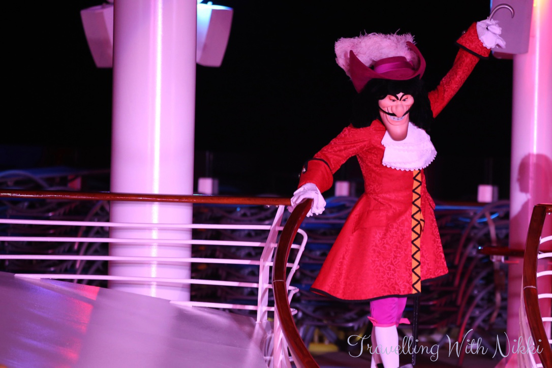 disneydreamhalloweenonthehighseasdaythreecastawaycay68