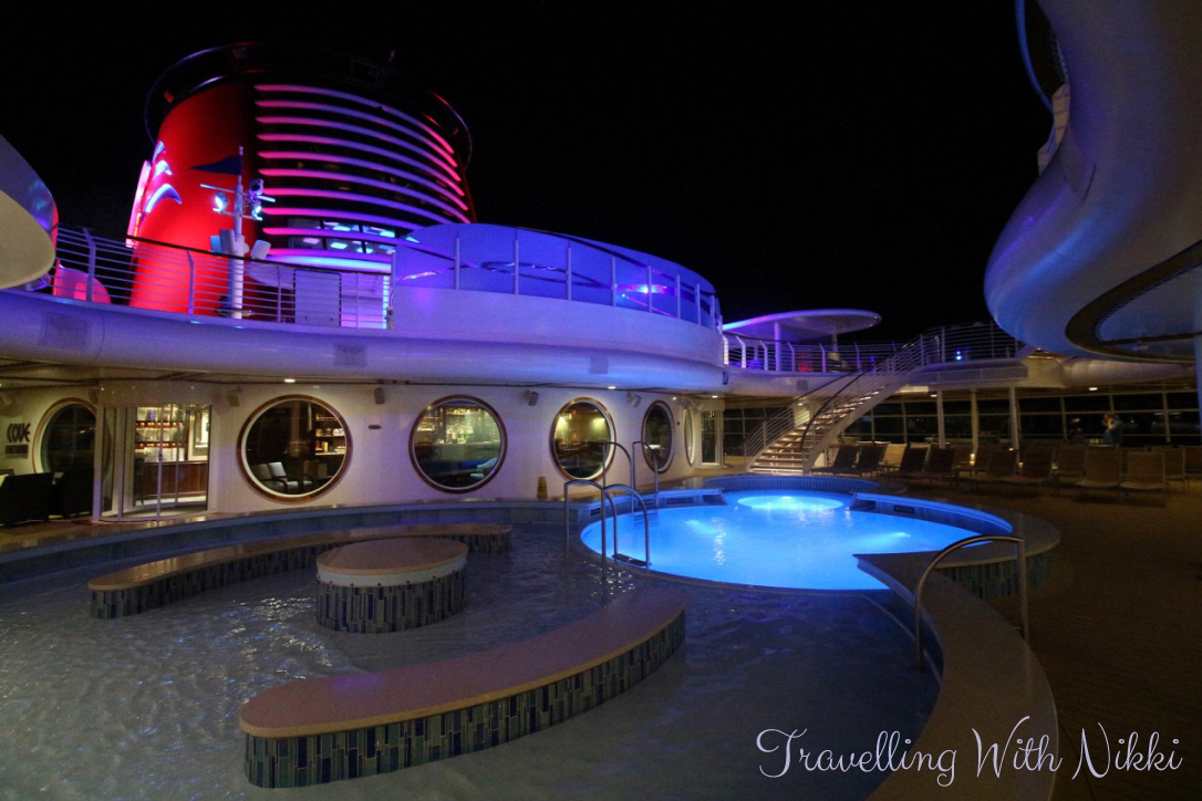 disneydreamhalloweenonthehighseasdaythreecastawaycay76