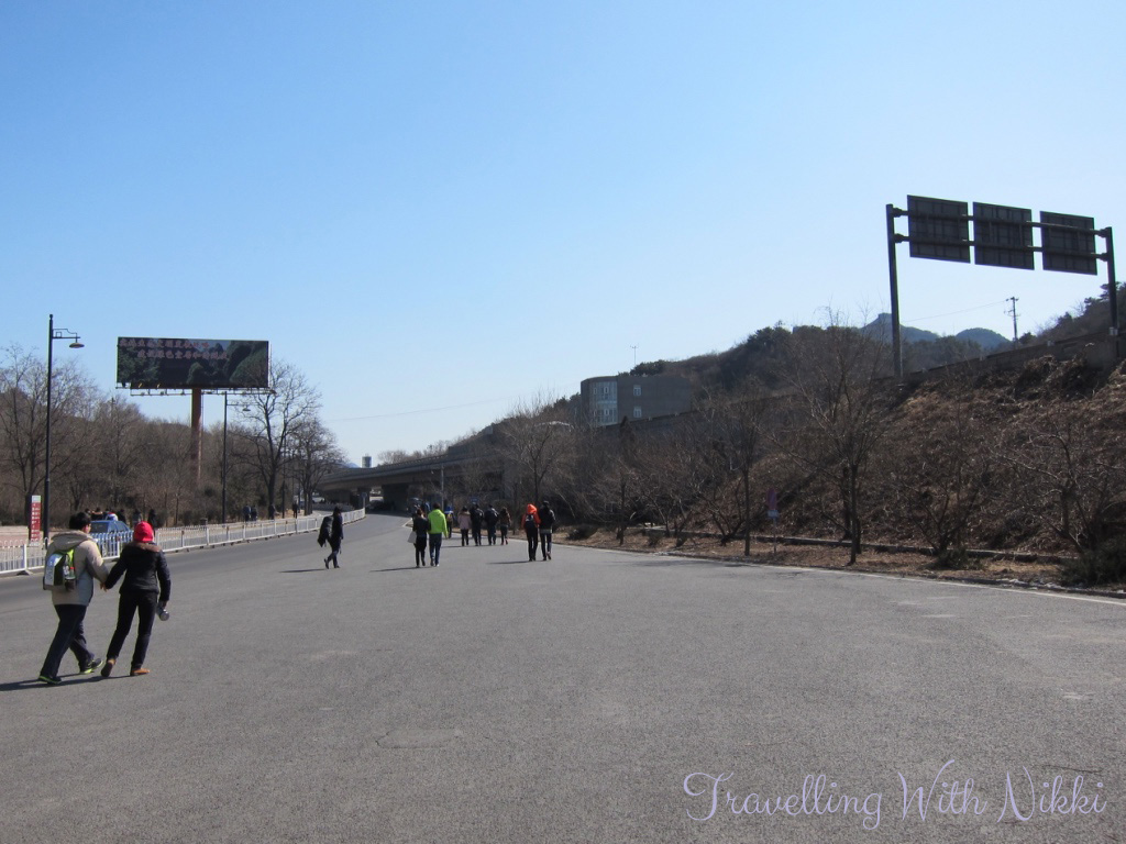 GreatWallChinaBadalingByTrain27