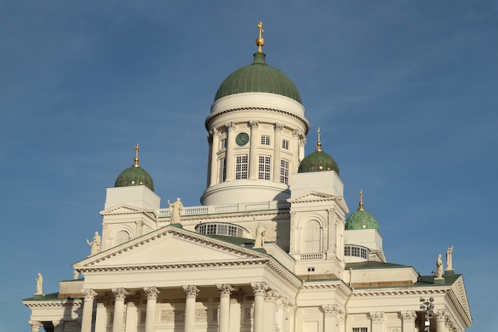 How to Get from Helsinki Airport to Helsinki City Centre by Train