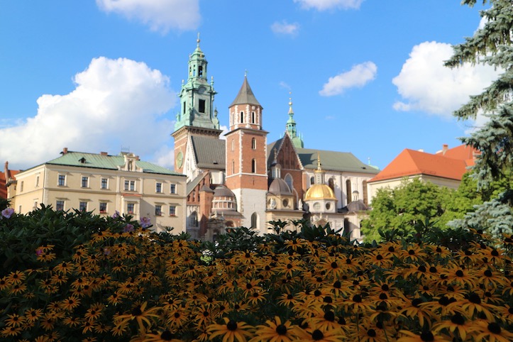 How to Get From Krakow Airport to Krakow City Centre by Train