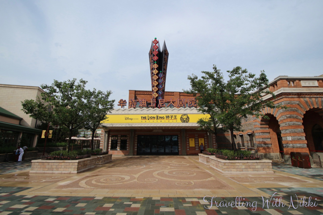 ShanghaiDisneytown23